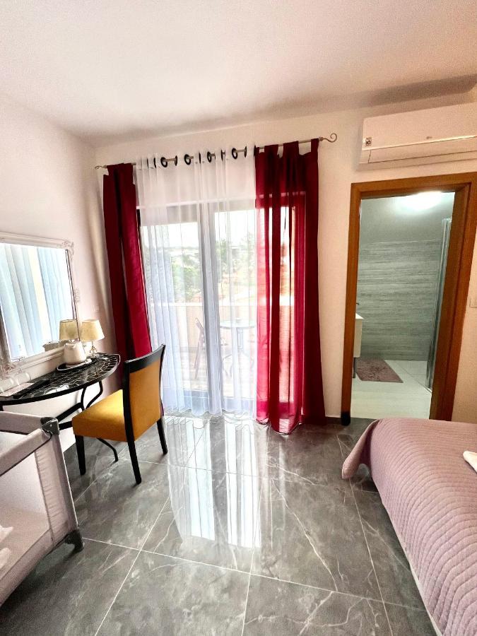 Residence Antiqua Rooms Bibinje Exterior photo